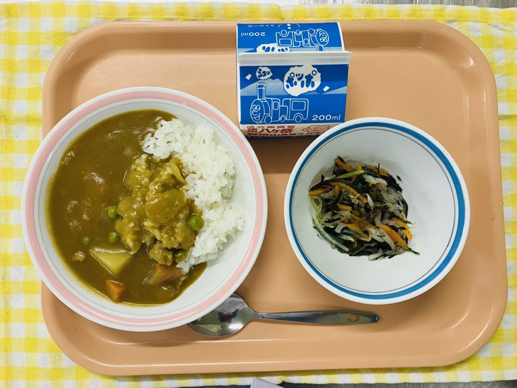 いつもよりちょっとピリ辛、大人のカレー♪