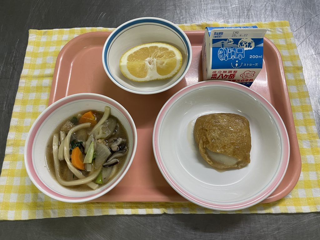 中に入れたのはおもちです。