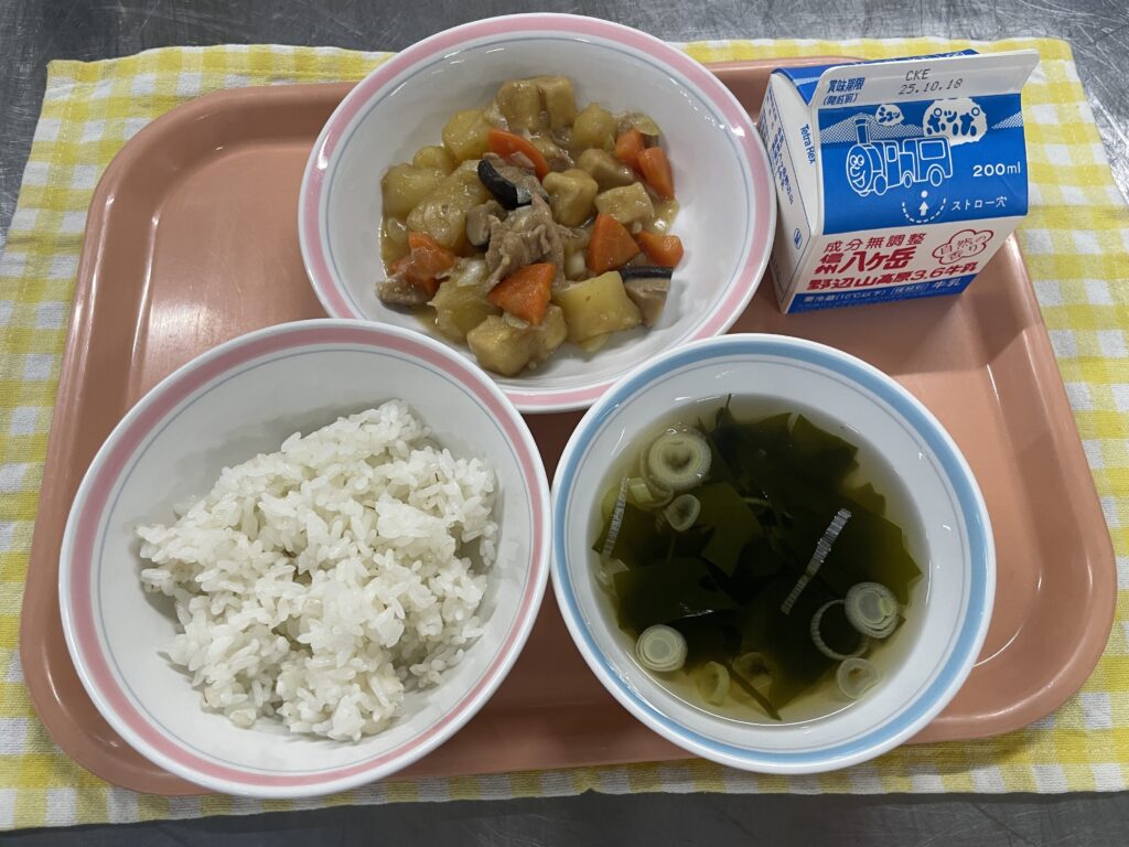 高野豆腐を揚げて煮物にしました♪